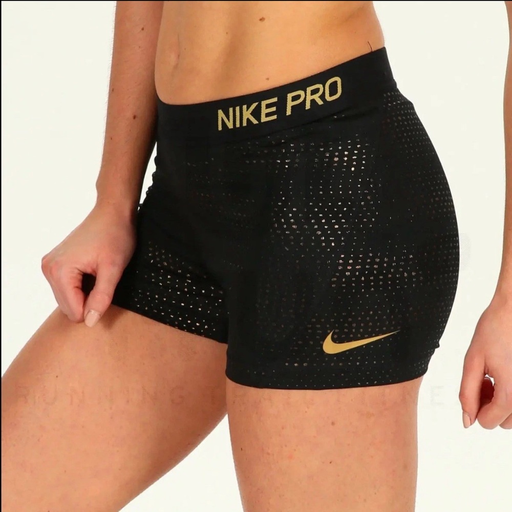 Nike Pro 3" Woman’s SZ.M Metallic Dot Shorts Black/Metallic Gold